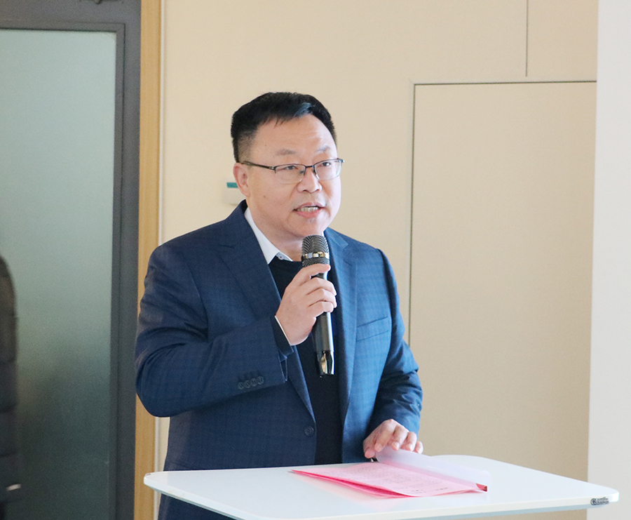 刘董致辞 2020.12.18.jpg