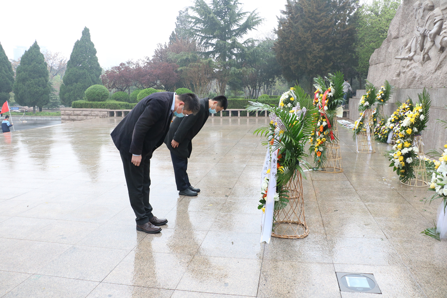 网站 敬献花篮.jpg