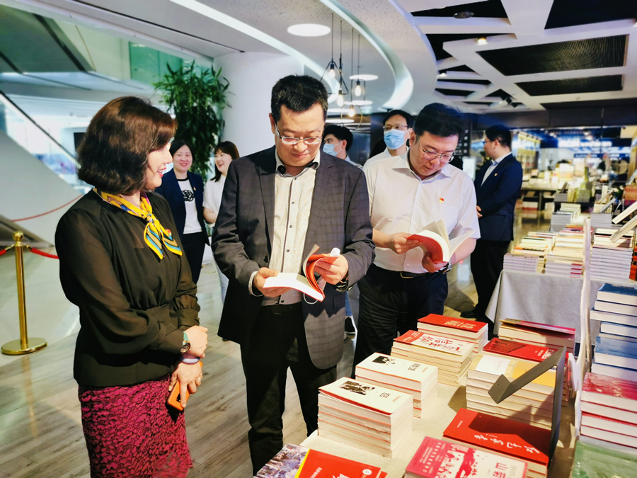 1 实业公司与书店支部共建 2021.5.21 2_副本.jpg